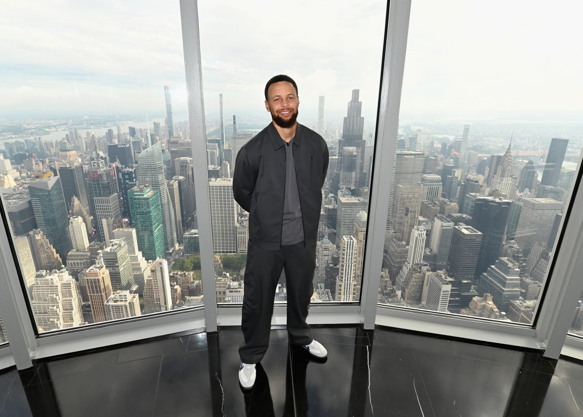Stephen Curry on the 102nd Floor Observation Deck
